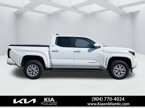 Used 2025 Toyota Tacoma SR5 RWD image 2