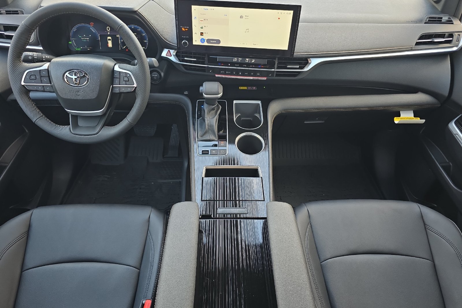 New 2026 Toyota Sienna XLE Woodland Edition AWD/4WD image 11
