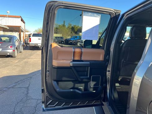 Used 2016 Ford F150 Limited w/ Trailer Tow Package image 33