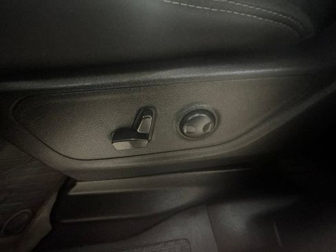 Used 2025 RAM 1500 Big Horn AWD/4WD image 23