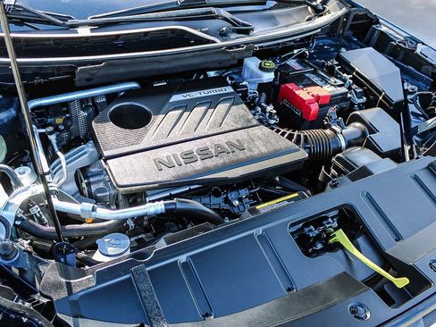 Used 2025 Nissan Rogue SV image 26