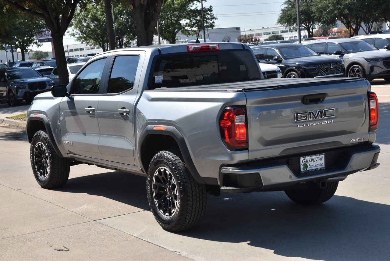 Used 2026 GMC Canyon AT4 AWD/4WD image 10