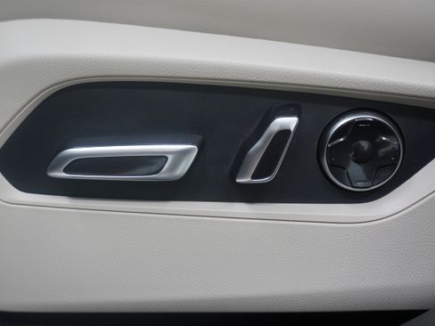 Used 2025 Acura RDX SH-AWD w/ Technology Package image 15