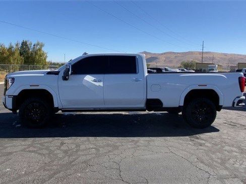 Certified 2025 GMC Sierra 3500 Denali Ultimate image 5