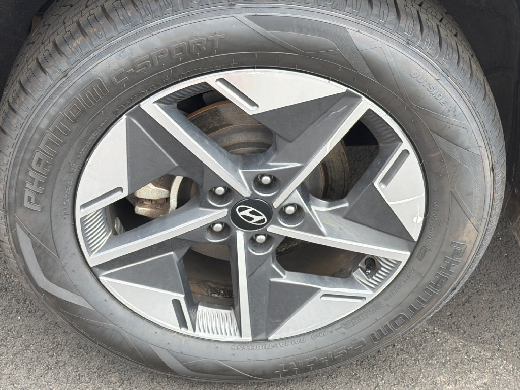 Used 2025 Hyundai Tucson SEL FWD image 17