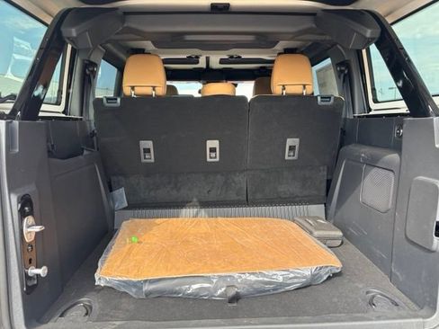 New 2026 Ford Bronco Heritage Edition AWD/4WD image 17