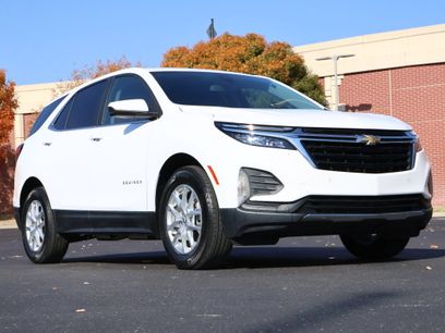 Used 2022 Chevrolet Equinox LT w/ Driver Convenience Package