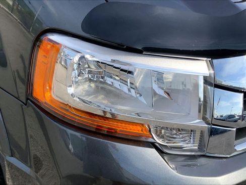 Used 2016 Ford Expedition XLT w/ Equipment Group 201A RWD image 27