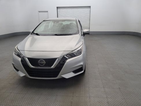 Used 2020 Nissan Versa SV image 15