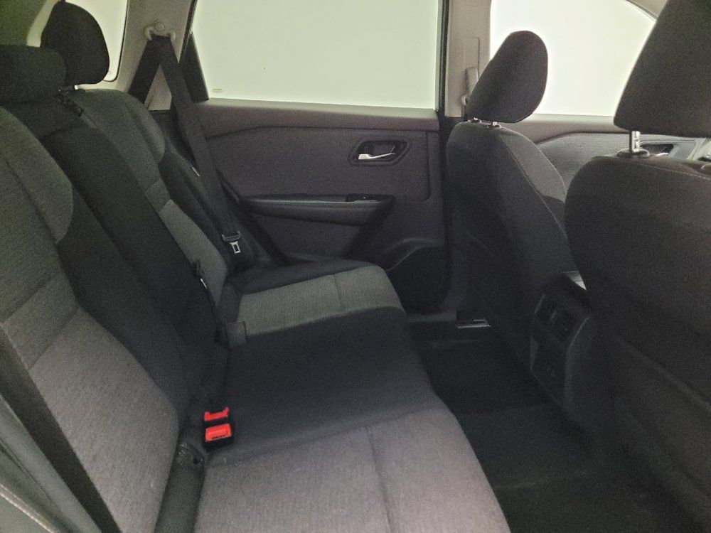 Used 2022 Nissan Rogue SV FWD image 19