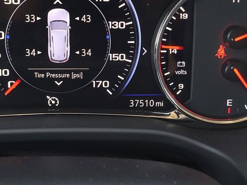 Used 2023 GMC Acadia Denali w/ Trailering Package image 23