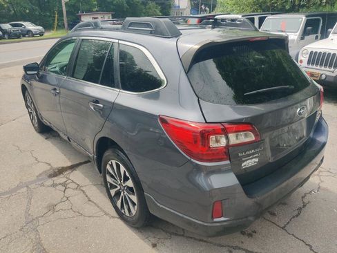 Used 2015 Subaru Outback 2.5i Limited AWD/4WD image 4
