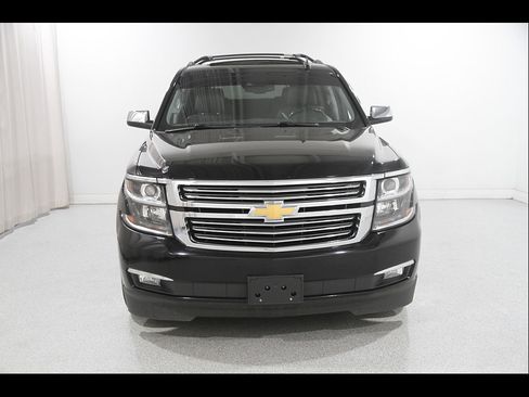 Used 2018 Chevrolet Tahoe Premier AWD/4WD image 2