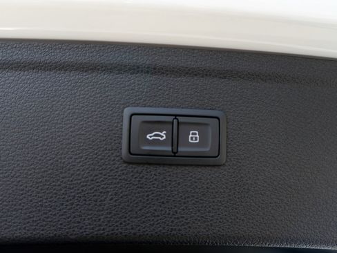 Used 2024 Audi Q5 2.0T Premium Plus AWD/4WD image 10