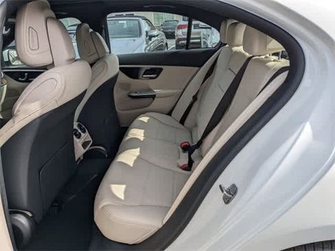 Used 2024 Mercedes-Benz C 300 4MATIC Sedan image 30