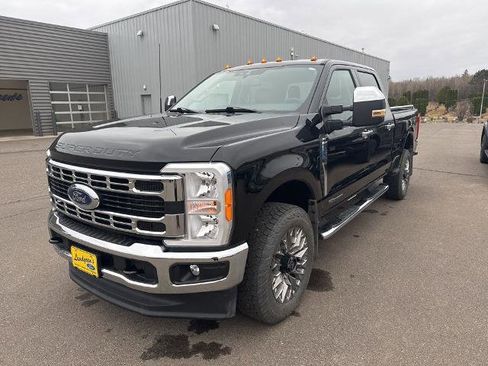 Certified 2023 Ford F250 XLT image 1