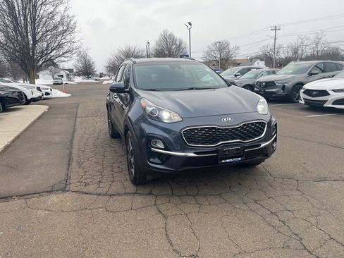 Used 2020 Kia Sportage EX image 23