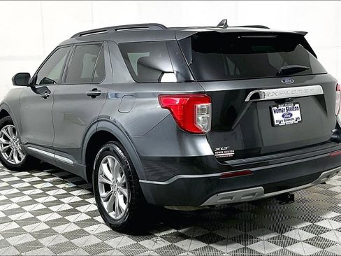 Used 2020 Ford Explorer XLT w/ Equipment Group 202A image 11