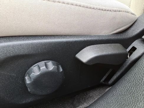 Certified 2018 Ford Fusion S image 27