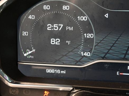 Used 2023 GMC Sierra 1500 Elevation AWD/4WD image 9