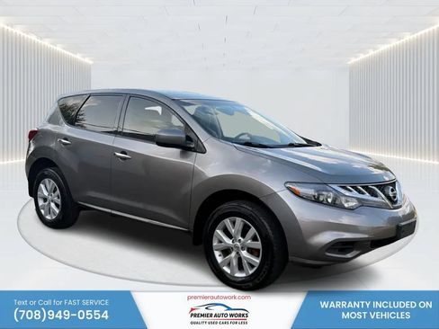 Used 2014 Nissan Murano S FWD image 3