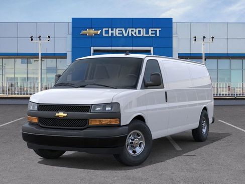 New 2025 Chevrolet Express 3500 Extended image 6