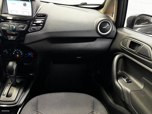 Used 2019 Ford Fiesta SE w/ Equipment Group 201A FWD image 17