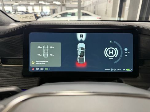 Used 2023 Rivian R1T Adventure image 10