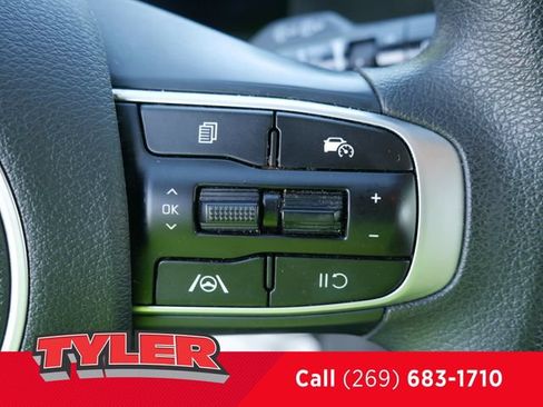 Used 2024 Kia Sportage LX AWD/4WD image 28