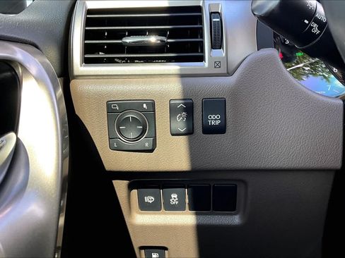 Used 2019 Lexus GX 460 Premium AWD/4WD image 36