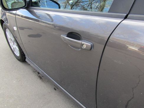 Used 2008 Saab 9-3 2.0T w/ Moonroof Package image 9