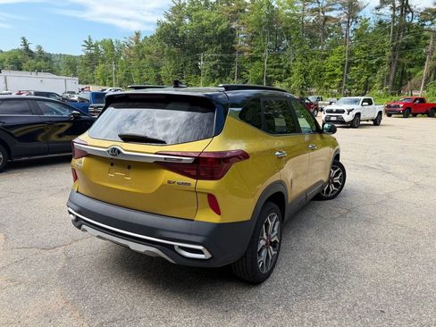 Used 2021 Kia Seltos SX AWD/4WD image 3