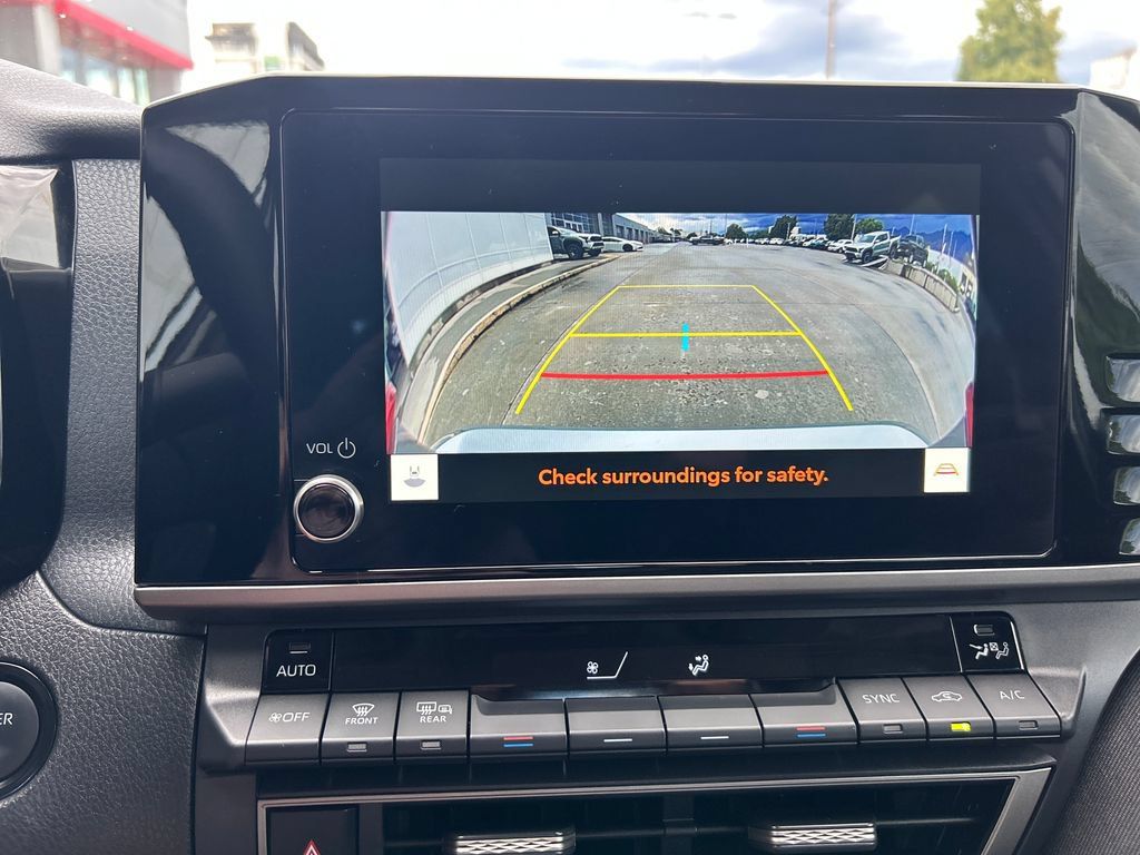 Used 2025 Toyota Camry LE FWD image 24