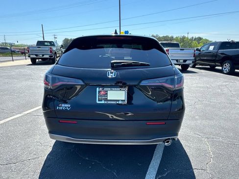 Used 2023 Honda HR-V Sport image 7