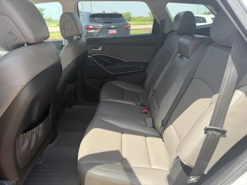 Used 2014 Hyundai Santa Fe GLS FWD image 14