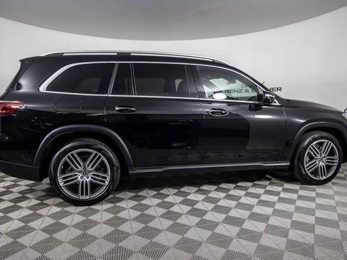 Used 2025 Mercedes-Benz GLS 450 4MATIC image 10