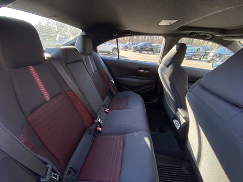 Certified 2025 Toyota Corolla SE image 31