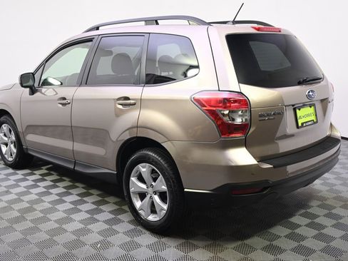 Used 2014 Subaru Forester 2.5i Premium w/ Popular Package #2 AWD/4WD image 2