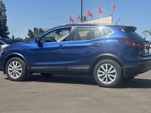 Used 2022 Nissan Rogue Sport SV FWD image 7