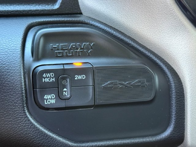 Used 2024 RAM 2500 Laramie AWD/4WD image 30