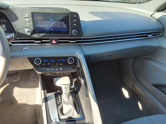 Used 2023 Hyundai Elantra SEL FWD image 32