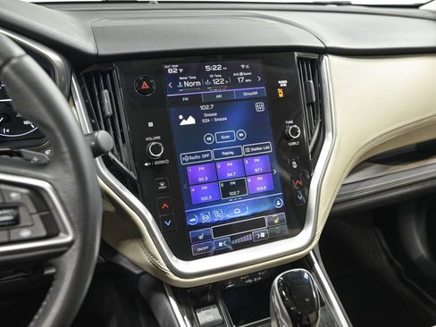 Used 2020 Subaru Outback Limited image 22