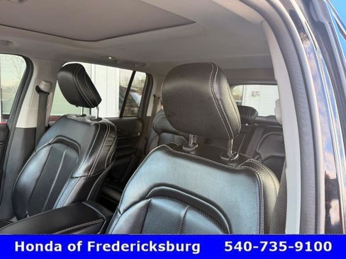 Used 2023 Jeep Grand Cherokee Laredo image 33