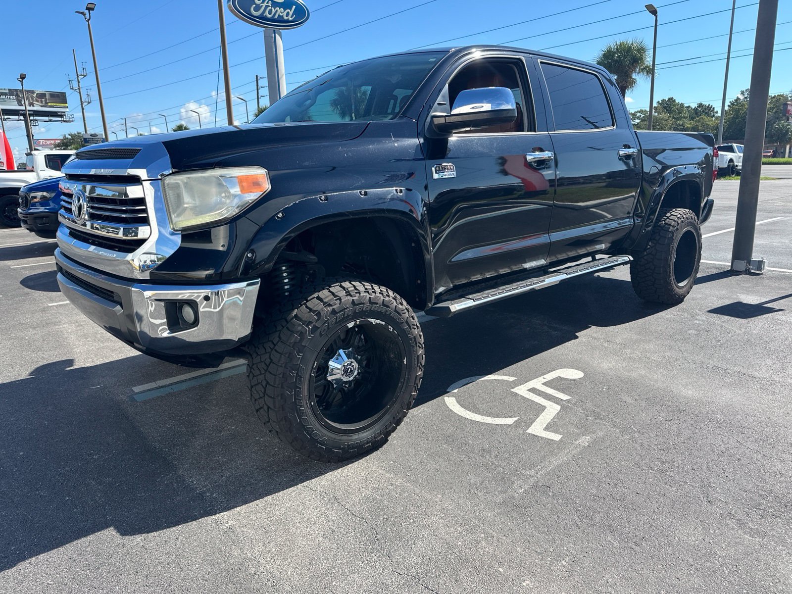 Used 2017 Toyota Tundra 1794 Edition AWD/4WD image 3