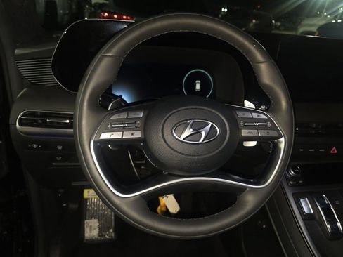 Used 2025 Hyundai Palisade Calligraphy AWD/4WD image 12