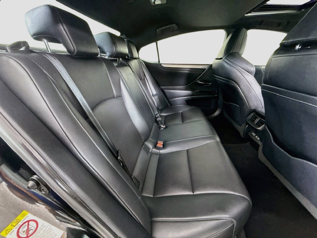 Used 2019 Lexus ES 350 F Sport w/ Accessory Package 2 FWD image 26