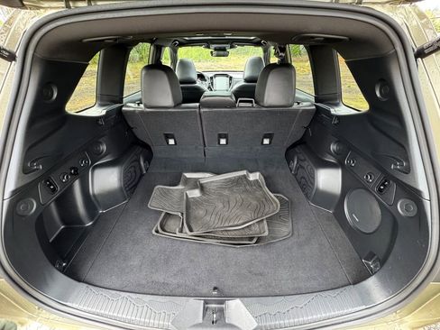 Certified 2025 Subaru Forester Limited image 11