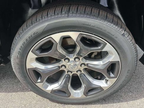Used 2020 RAM 1500 Limited AWD/4WD image 11