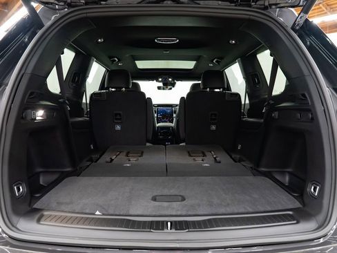 New 2025 Jeep Grand Cherokee L Limited w/ Trailer Tow Package image 8