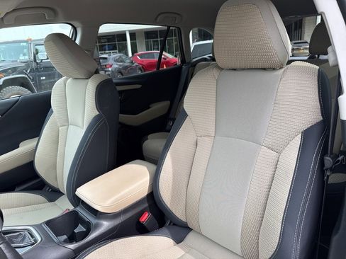 Certified 2025 Subaru Outback Premium image 21